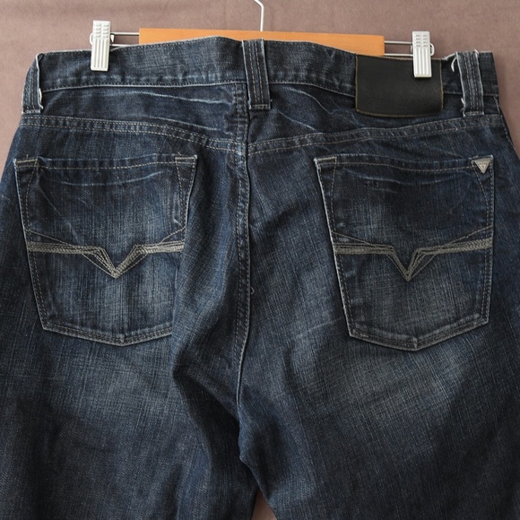Men's Guess Jeans- Cliff - Picture 2 of 4